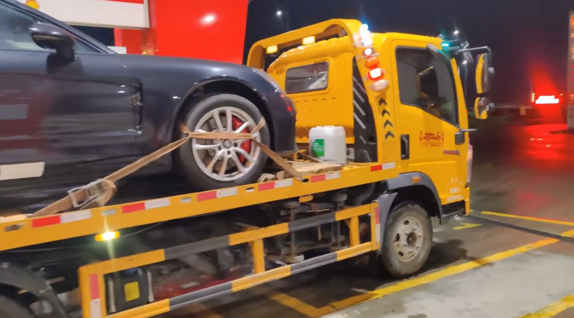 沈阳行车途中遇到突发状况该如何呼叫道路救援？